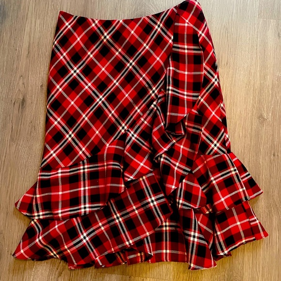 Ralph Lauren tartan skirt - perfect for holidays - Picture 1 of 2